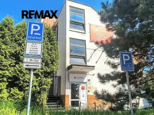 Pronájem kanceláře, Praha - Kobylisy, Horňátecká, 17 m2
