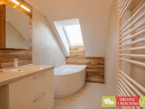 Pronájem bytu 2+kk, Heřmanův Městec, Masarykovo náměstí, 66 m2