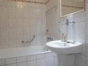 Pronájem bytu 3+1, Praha - Háje, Květnového vítězství, 77 m2