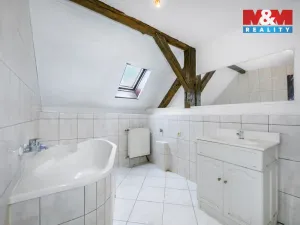 Prodej činžovního domu, Holýšov, náměstí 5. května, 230 m2