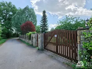Prodej komerčního pozemku, Úžice, 68855 m2