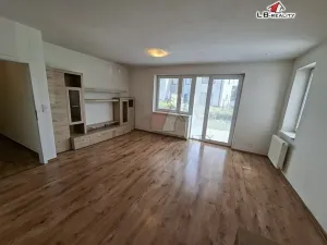 Pronájem bytu 2+kk, Velký Osek, U hřiště, 66 m2