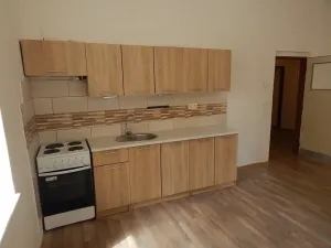 Pronájem bytu 2+kk, Úpice, Regnerova, 56 m2
