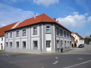 Pronájem obchodního prostoru, Žatec, U Oharky, 300 m2