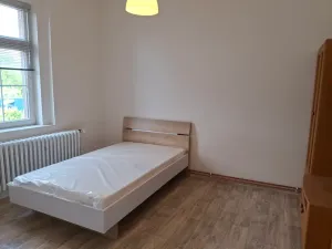 Pronájem obchodního prostoru, Žatec, U Oharky, 98 m2