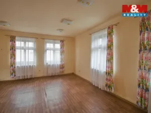 Prodej obchodního prostoru, Příbor, Místecká, 308 m2