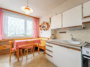 Prodej bytu 3+1, Praha - Prosek, Prosecká, 69 m2