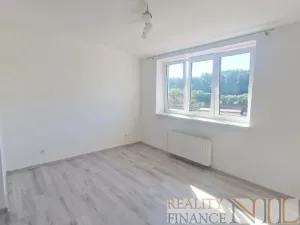 Pronájem bytu 2+kk, Tlučná, V Rybníčkách, 52 m2
