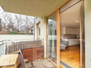 Prodej bytu 3+kk, Praha - Kobylisy, Pod hliništěm, 70 m2