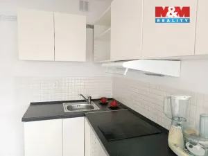 Pronájem bytu 1+kk, Hradec Králové - Slezské Předměstí, Slezská, 30 m2