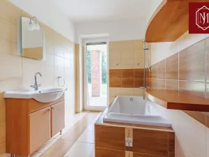 Prodej rodinného domu, Strmilov, 200 m2