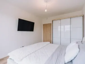 Prodej bytu 4+kk, Praha - Uhříněves, Ke kříži, 76 m2