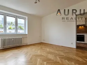 Pronájem bytu 3+1, Praha - Michle, Třeboňská, 74 m2