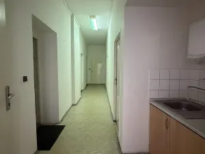 Pronájem kanceláře, Kroměříž, Vejvanovského, 14 m2