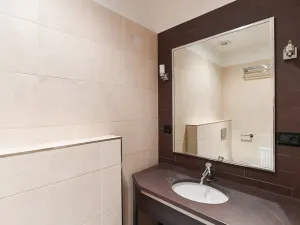 Prodej bytu 2+kk, Praha - Nové Město, Hálkova, 49 m2