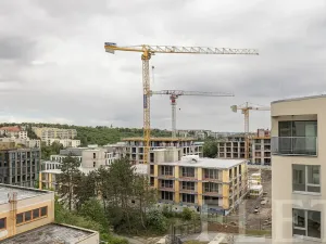Pronájem bytu 1+kk, Praha - Radlice, U Komína, 39 m2