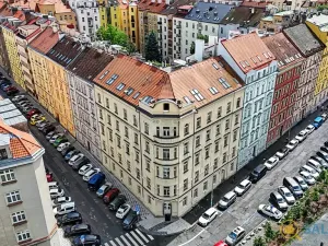 Prodej bytu 2+kk, Praha - Holešovice, Strojnická, 46 m2