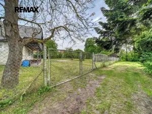 Prodej pozemku pro bydlení, Černíny, 1677 m2