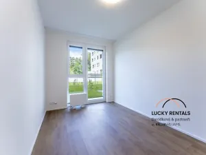 Pronájem bytu 2+kk, Praha - Vysočany, Pod Harfou, 44 m2