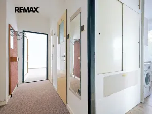 Pronájem bytu 2+1, Plzeň, Koterovská, 52 m2