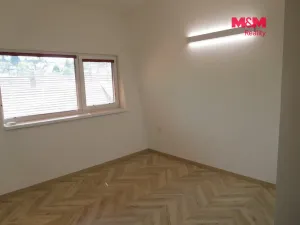 Prodej restaurace, Okrouhlo, 1076 m2