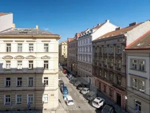 Pronájem bytu 2+1, Praha - Smíchov, V lesíčku, 54 m2