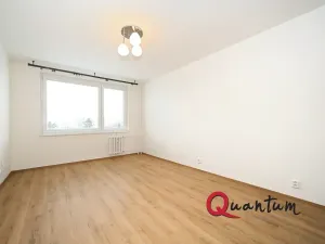 Pronájem bytu 1+kk, Praha - Chodov, Majerského, 29 m2