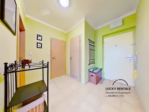 Pronájem bytu 2+kk, Praha - Uhříněves, Saturnova, 46 m2