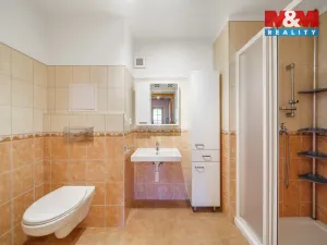 Prodej bytu 3+1, Měděnec, Náměstí, 70 m2