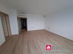 Prodej bytu 2+kk, Pohořelice, Znojemská, 61 m2