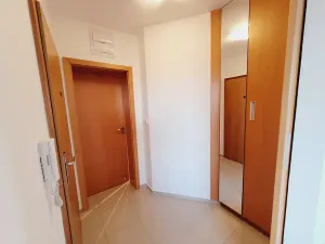Pronájem bytu 2+kk, Kroměříž, 69 m2