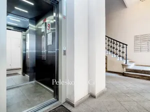Pronájem bytu 2+kk, Praha - Smíchov, Plzeňská, 51 m2