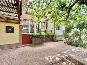 Prodej rodinného domu, Hřebeč, V háji, 165 m2