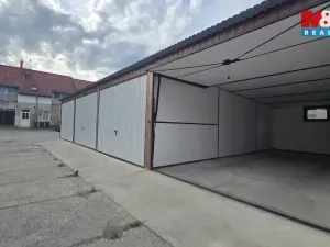 Prodej garáže, Chropyně, 21 m2