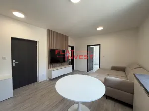 Pronájem bytu 3+kk, Liberec, Dopravní, 75 m2