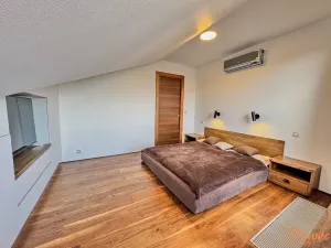 Prodej bytu 2+kk, Praha - Vršovice, Jerevanská, 77 m2