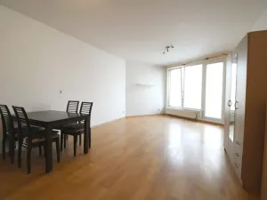 Pronájem bytu 1+kk, Praha - Libeň, Drahobejlova, 39 m2
