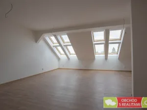 Pronájem bytu 1+kk, Říčany, 17. listopadu, 63 m2