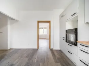 Pronájem bytu 2+1, Brno, Nevrklova, 57 m2
