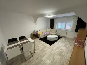 Pronájem bytu 2+1, Praha - Holešovice, V háji, 57 m2