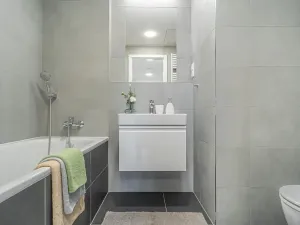 Pronájem bytu 2+kk, Praha - Prosek, Litoměřická, 57 m2