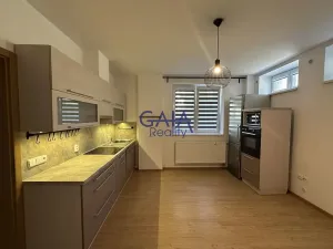 Pronájem bytu 2+kk, Kyjov, Urbanova, 43 m2