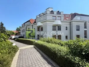 Prodej bytu 3+1, Praha - Troja, Trojská, 88 m2
