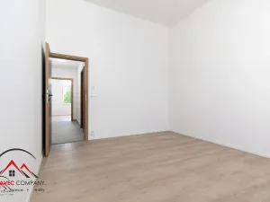 Pronájem bytu 2+kk, Ostrava, Křišťanova, 41 m2
