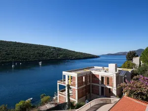 Prodej bytu 3+kk, Bigova, Černá Hora, 65 m2