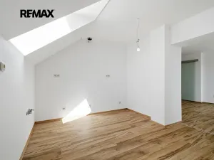 Prodej vícegeneračního domu, Kasejovice, 250 m2