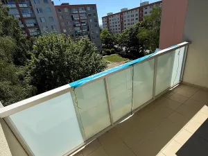 Prodej bytu 3+1, Zlín, Na Honech III, 72 m2