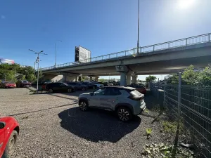 Pronájem komerčního pozemku, Praha, Radiová, 100 m2