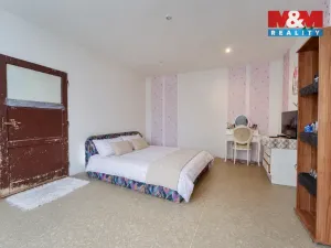Prodej bytu 3+1, Teplá, Klášterní, 80 m2