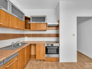 Pronájem bytu 1+1, Hradec Králové, třída Edvarda Beneše, 40 m2
